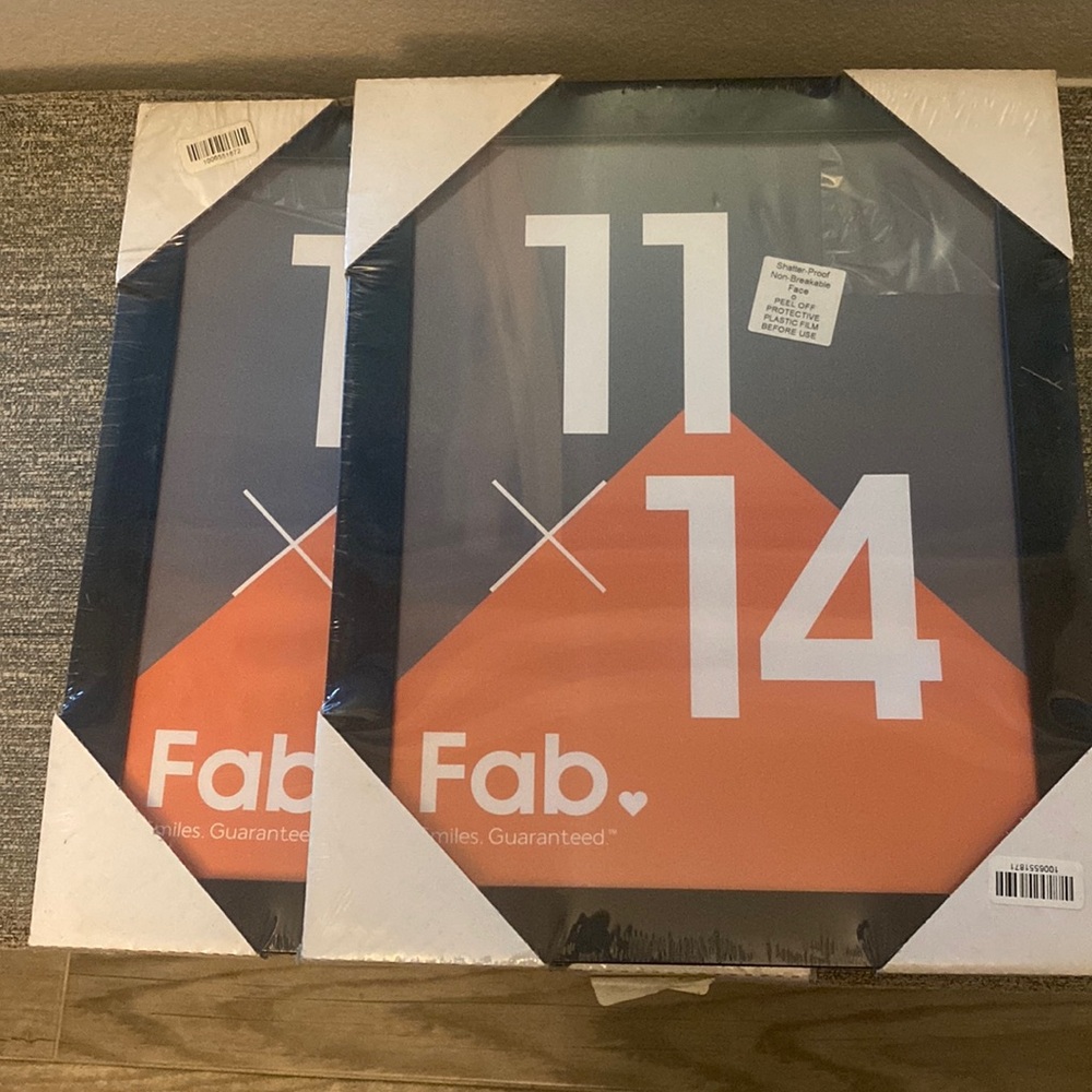 Fab.com Shatterproof Plastic Frame 11x14 NEW